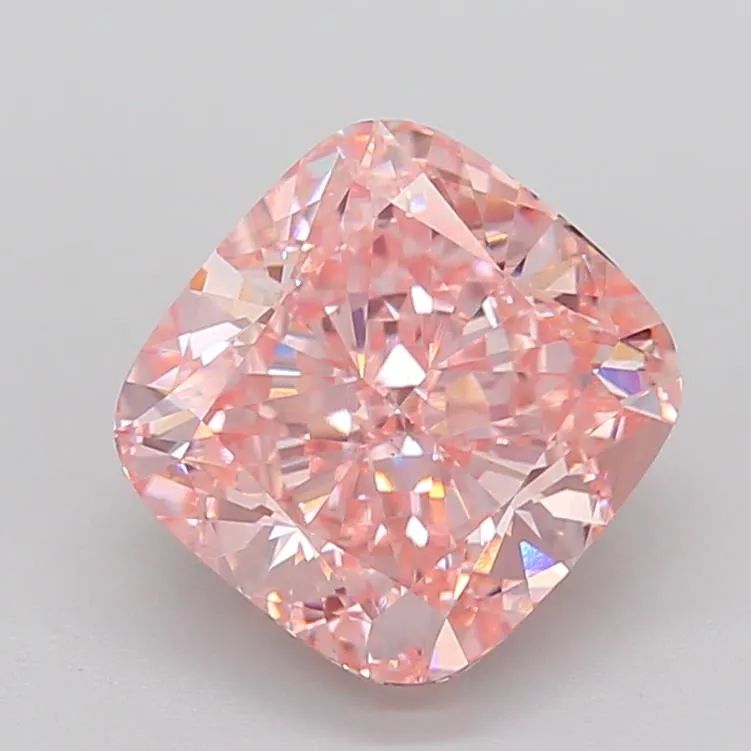 CUSHION BRILLIANT 4.65ct FANCY VS1 IGI - 624429922