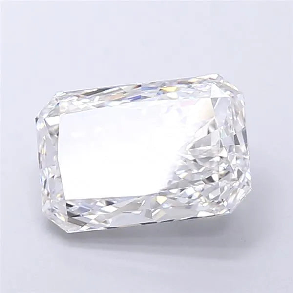 4.02ct Radiant Lab Grown Diamond (Colour E, Clarity VS1, IGI Certified)