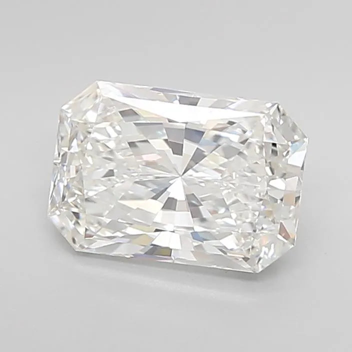 2.23ct Radiant Lab Grown Diamond (Colour F, Clarity VVS2, Cut EX, IGI Certified)
