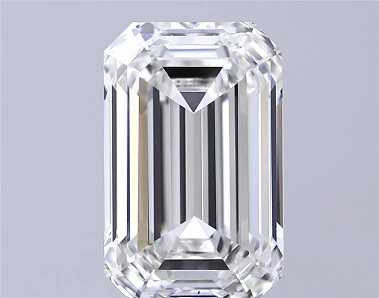 5.08ct Emerald Lab Grown Diamond (Colour G, Clarity VVS2, IGI Certified)