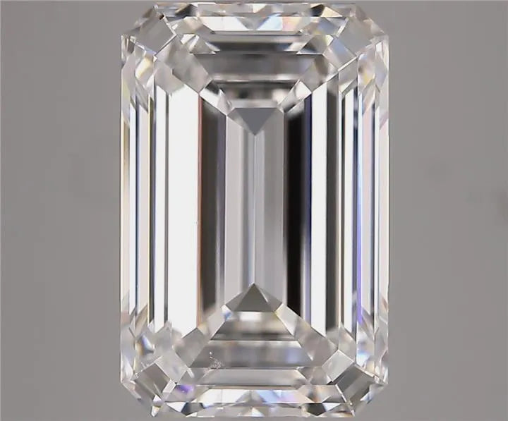 Diamant émeraude de 6,08 ct (couleur D, pureté VVS2, certifié IGI)
