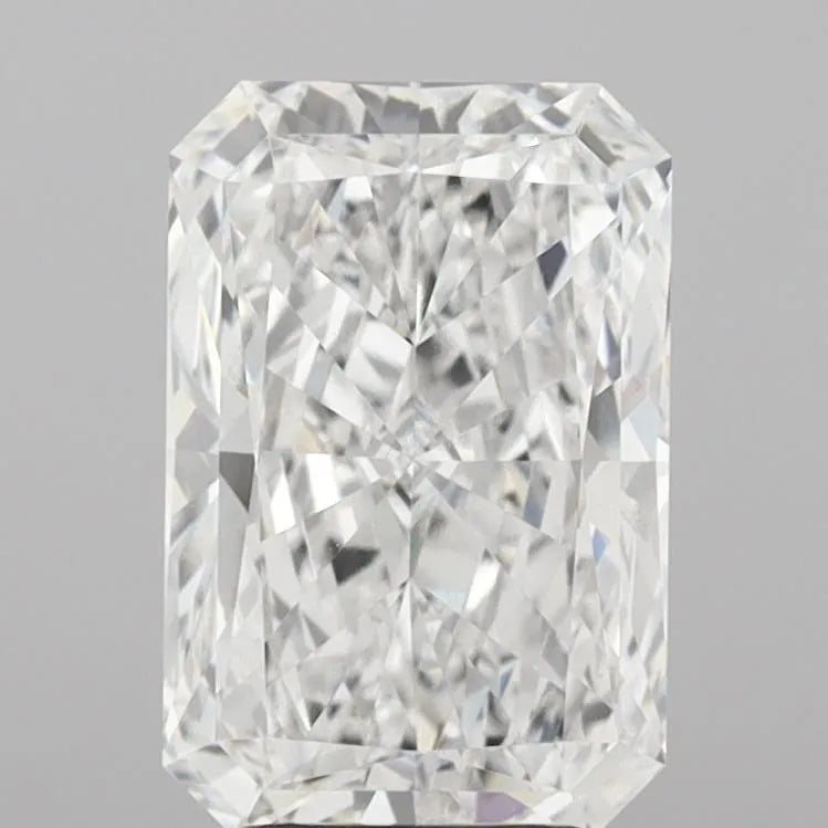 3.75ct Radiant Lab Grown Diamond (Colour E, Clarity VVS2, IGI Certified)