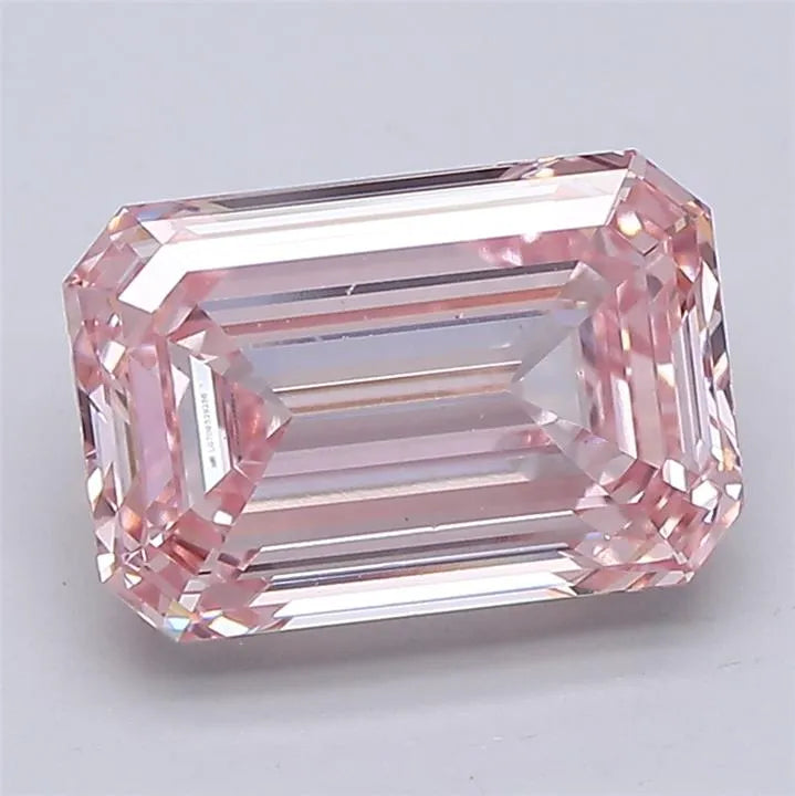 4.05ct Emerald Lab Grown Diamond (Colour Fancy Intense Pink, Clarity VS1, IGI Certified)