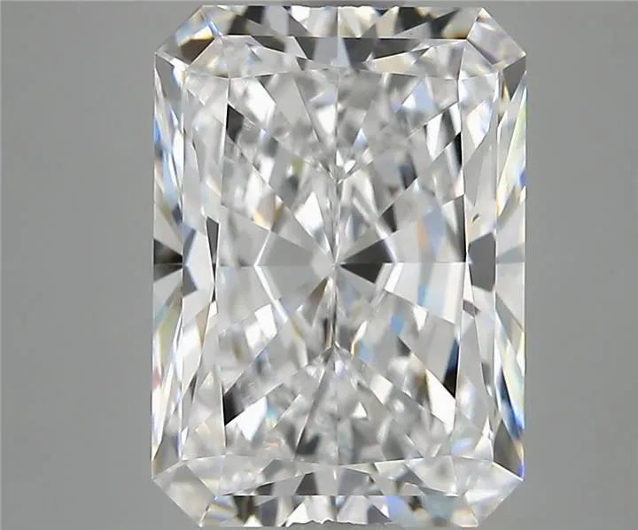 5.19ct Radiant Lab Grown Diamond (Colour D, Clarity VVS2, GIA Certified)