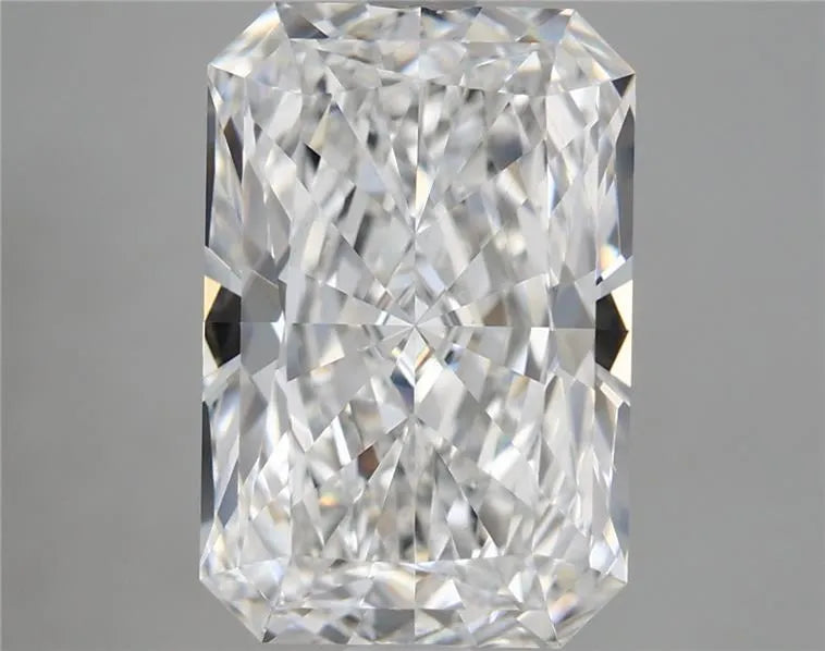 5.45ct Radiant Lab Grown Diamond (Colour F, Clarity VS1, IGI Certified)