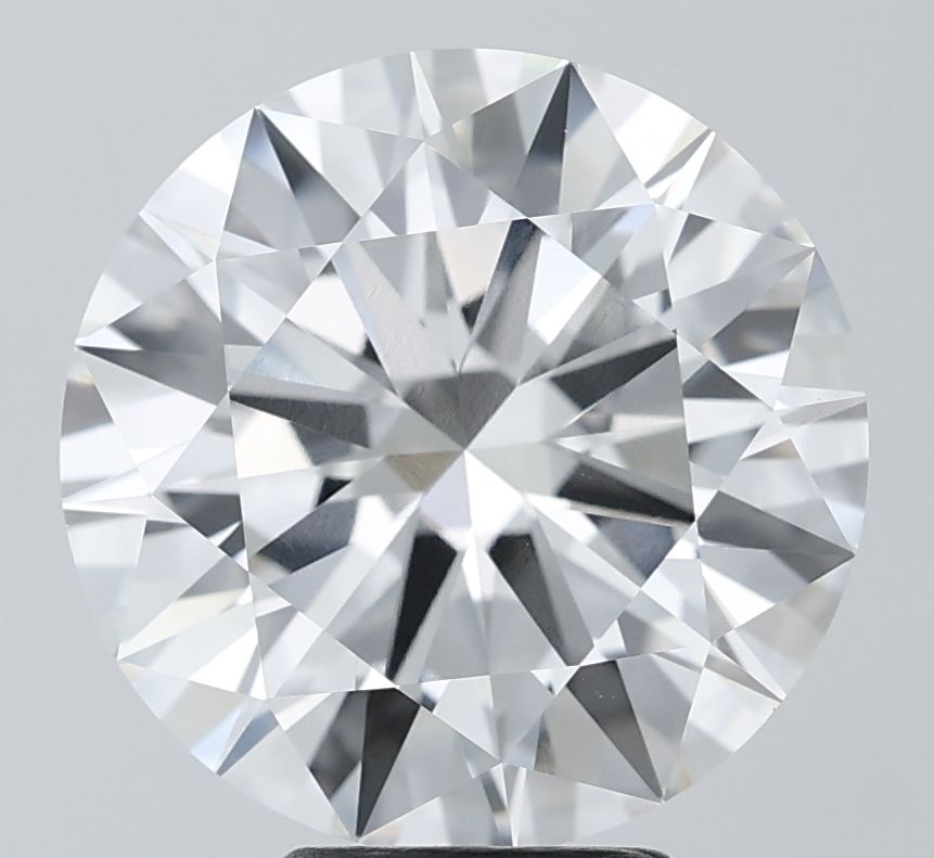 Lab-Grown Round Diamond - 6.02 Carats, E Color, VVS2 Clarity - Certified by IGI - Report Number: LG704518213