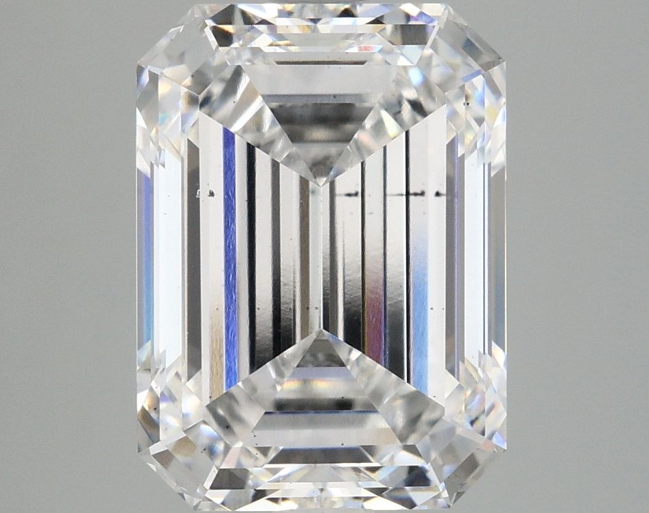 Lab-Grown Emerald Diamond - 4.59 Carats, E Color, VS2 Clarity - Certified by IGI - Report Number: LG675560765