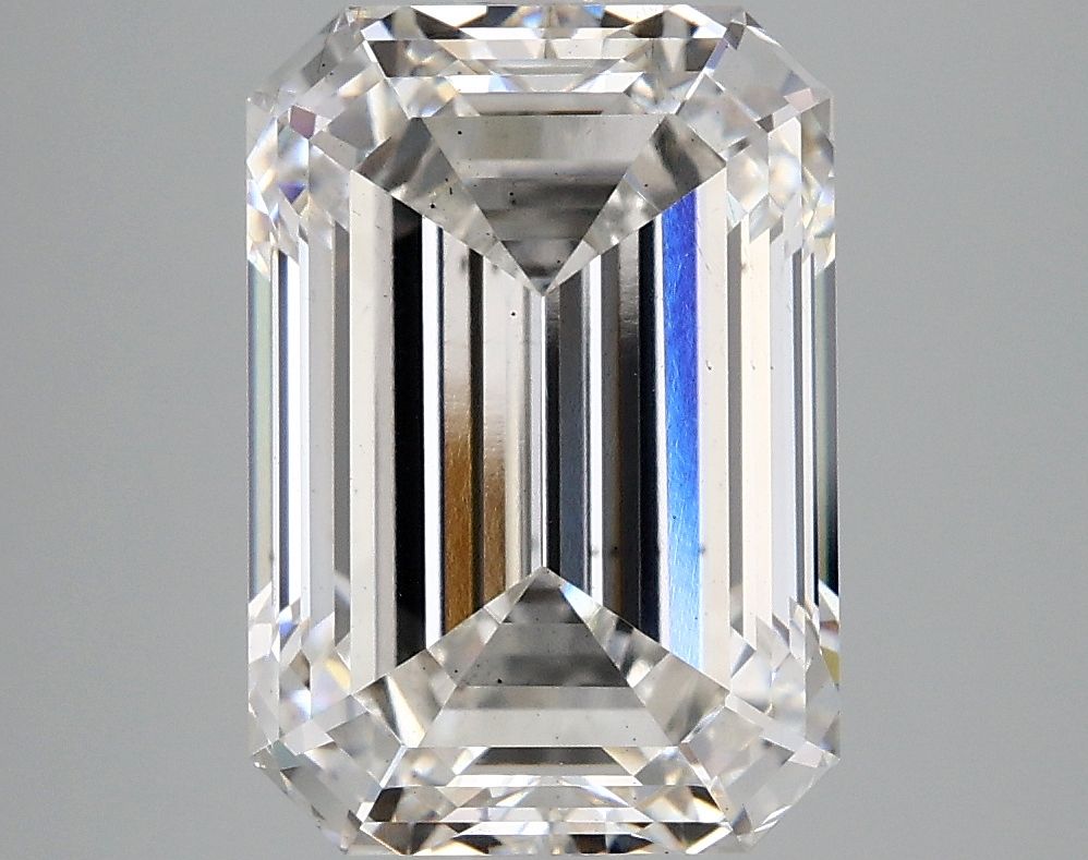 Lab-Grown Emerald Diamond - 5.05 Carats, F Color, VS2 Clarity - Certified by IGI - Report Number: LG666423441