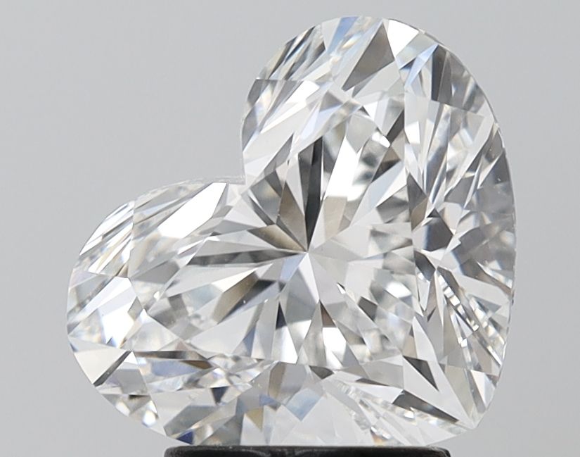 Lab-Grown Heart Diamond - 3.02 Carats, F Color, VS1 Clarity - Certified by IGI - Report Number: LG680505403