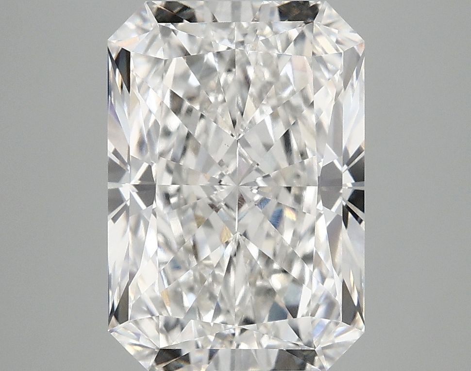 Lab-Grown Radiant Diamond - 4.06 Carats, F Color, VVS2 Clarity - Certified by IGI - Report Number: LG696528943