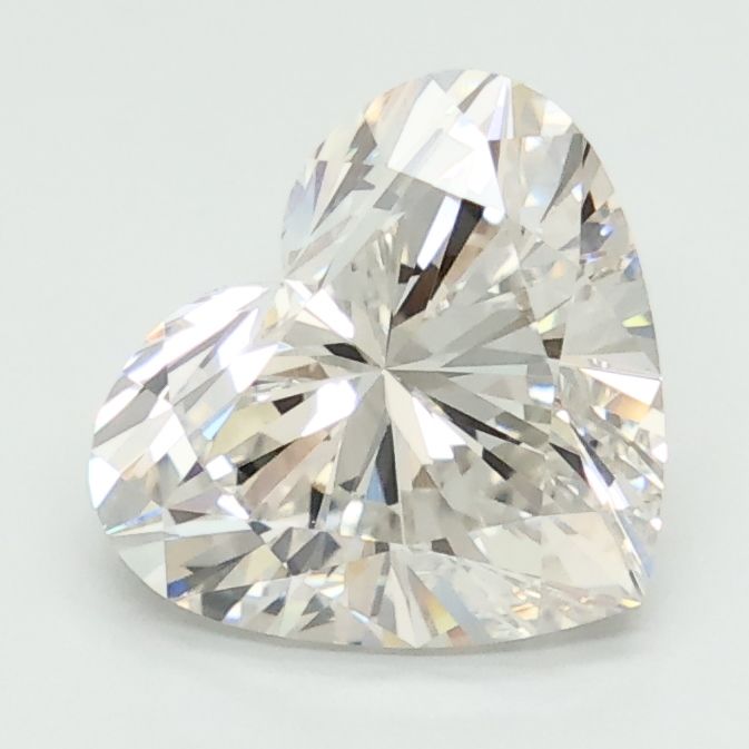 Lab-Grown Heart Diamond - 2.01 Carats, F Color, VVS2 Clarity - Certified by IGI - Report Number: LG676501096