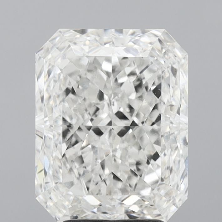 Cut cornered rectangular modified brilliant 4.22ct F VS1 IGI-LG723539251