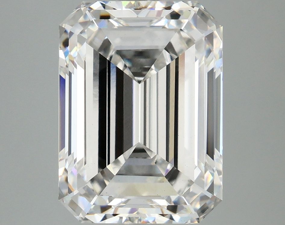 Lab-Grown Emerald Diamond - 4.6 Carats, F Color, VS1 Clarity - Certified by IGI - Report Number: LG660489128