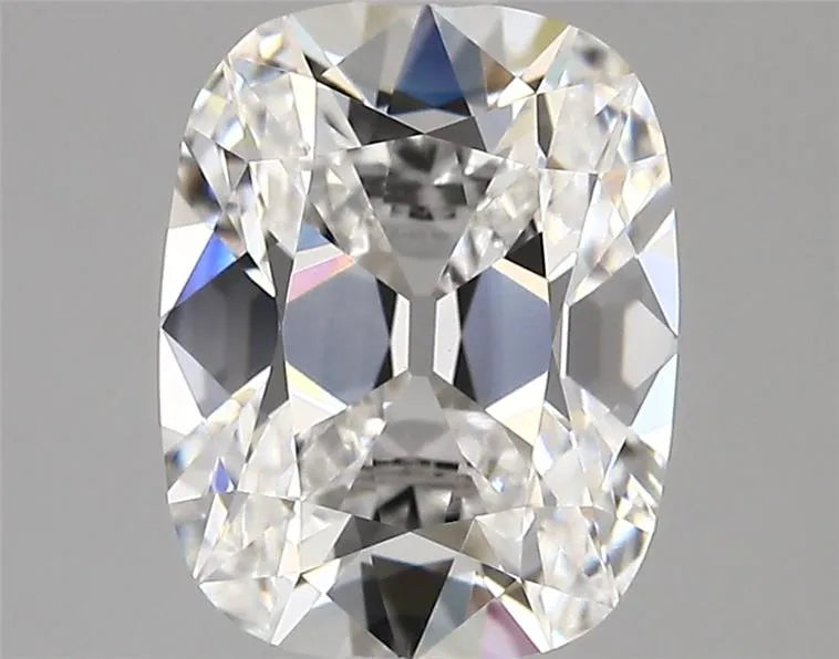 3.00ct Cushion modified Lab Grown Diamond (Colour E, Clarity VVS2, IGI Certified)