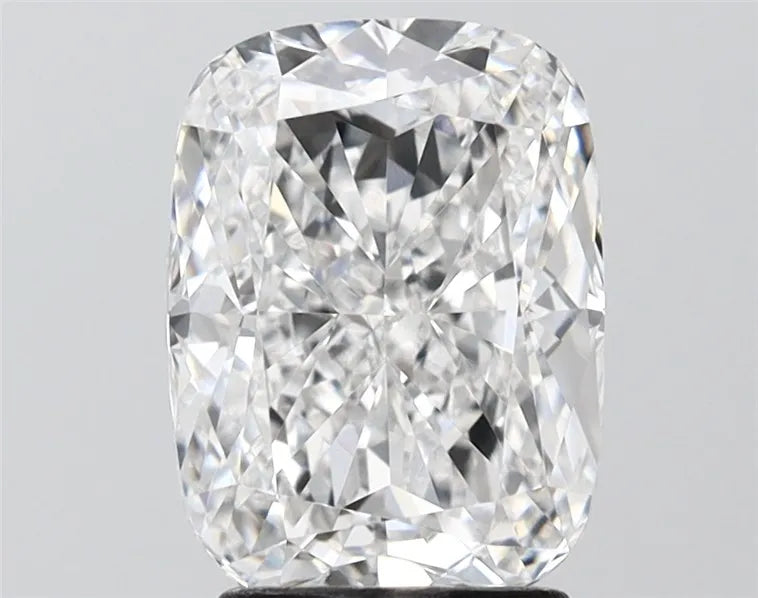 3.02ct Cushion modified Lab Grown Diamond (Colour D, Clarity VVS2, IGI Certified)
