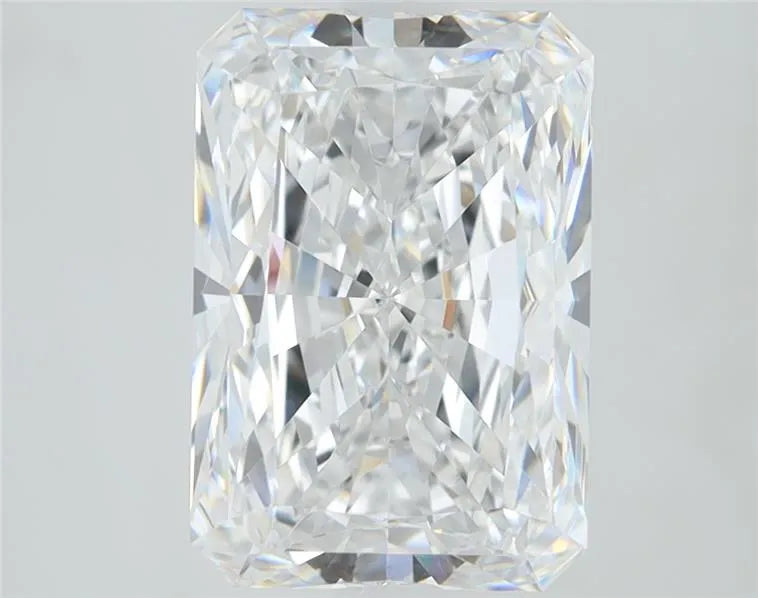 3.03ct Radiant Lab Grown Diamond (Colour D, Clarity VVS1, IGI Certified)