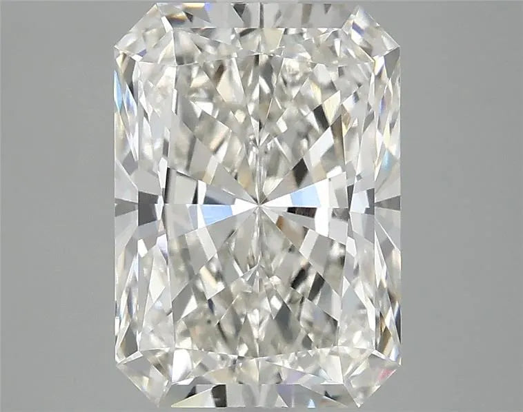 3.10ct Radiant Lab Grown Diamond (Colour H, Clarity VVS2, IGI Certified)