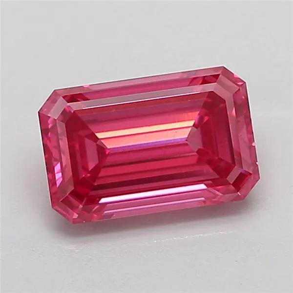 3.18ct Emerald Lab Grown Diamond (Colour Fancy Vivid Pink, Clarity VS1, IGI Certified)