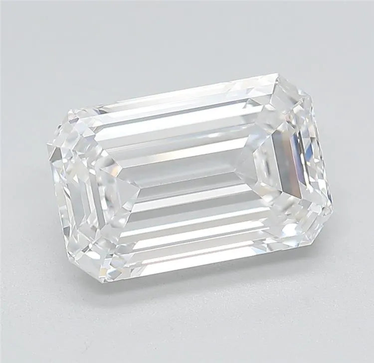 3.33ct Emerald Lab Grown Diamond (Colour E, Clarity VVS1, GIA Certified)