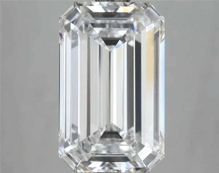 3.44ct Emerald Lab Grown Diamond (Colour D, Clarity VVS1, IGI Certified)