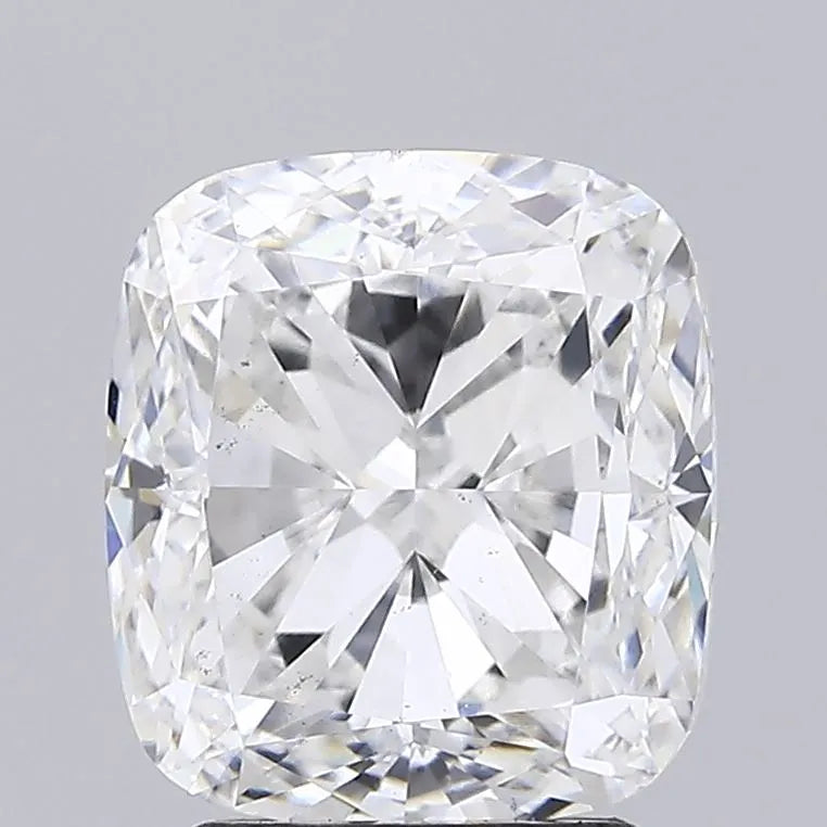 3.51ct Cushion modified Lab Grown Diamond (Colour E, Clarity VS2, IGI Certified)