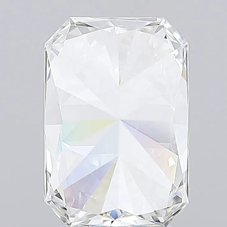 3.55ct Radiant Lab Grown Diamond (Colour F, Clarity VVS2, IGI Certified)