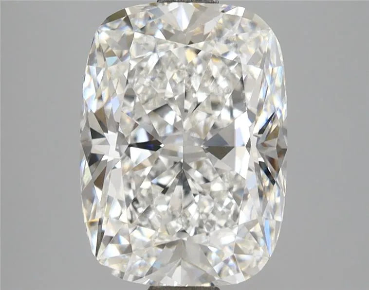 3.92ct Cushion modified Lab Grown Diamond (Colour E, Clarity VVS2, IGI Certified)