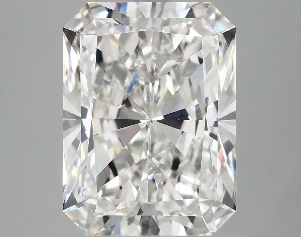 Lab-Grown Radiant Diamond - 5.0 Carats, F Color, VS2 Clarity - Certified by IGI - Report Number: LG696568148