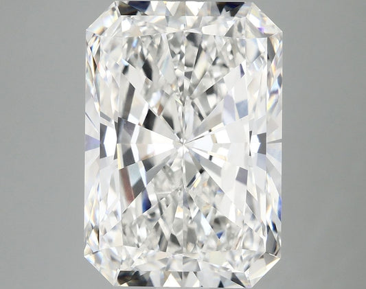 Lab-Grown Radiant Diamond - 7.01 Carats, F Color, VVS2 Clarity - Certified by IGI - Report Number: LG696587954