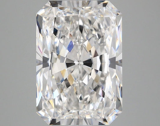 Lab-Grown Radiant Diamond - 4.77 Carats, F Color, VS2 Clarity - Certified by IGI - Report Number: LG671496458