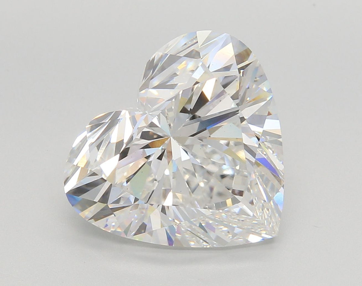 Lab-Grown Heart Diamond - 7.09 Carats, E Color, VS1 Clarity - Certified by IGI - Report Number: LG668457981