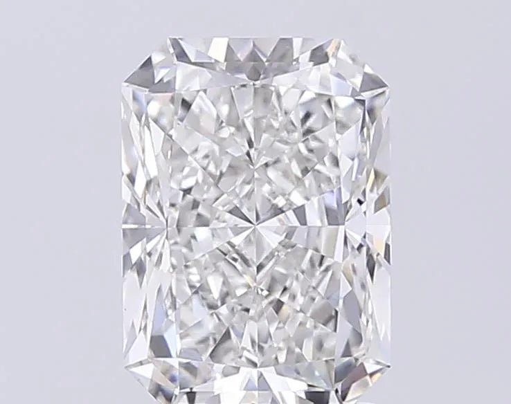 3.02ct Radiant Lab Grown Diamond (Colour G, Clarity VS1, IGI Certified)