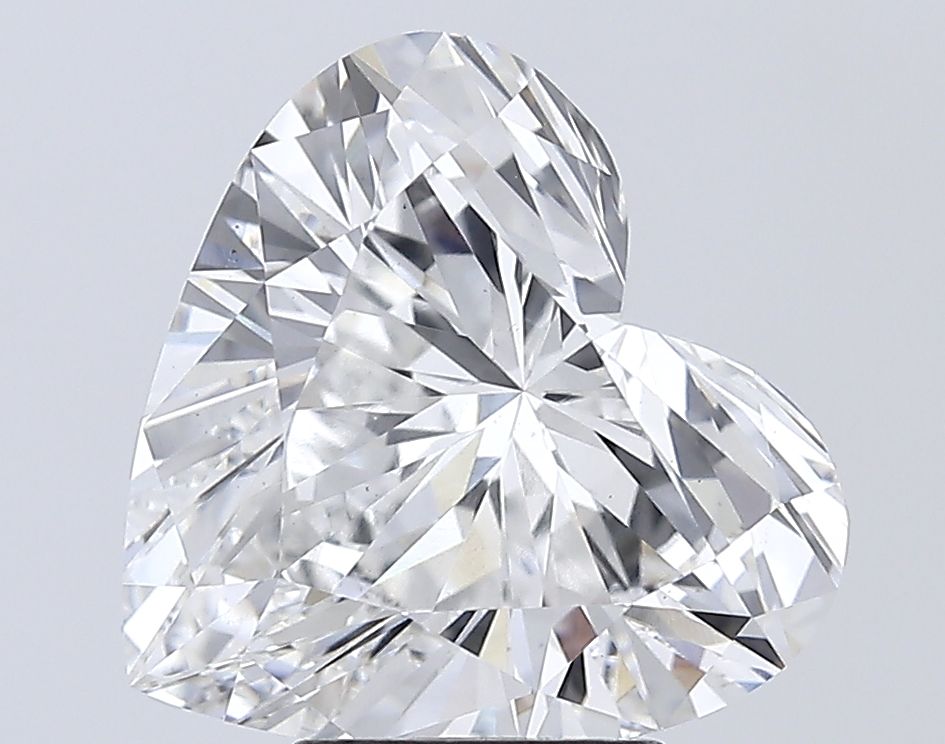 Lab-Grown Heart Diamond - 5.07 Carats, E Color, VS1 Clarity - Certified by IGI - Report Number: LG673419048