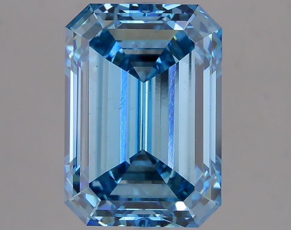 Lab-Grown Emerald Diamond - 5.12 Carats, Fancy Vivid Blue Color, VS2 Clarity - Certified by IGI - Report Number: LG633424126