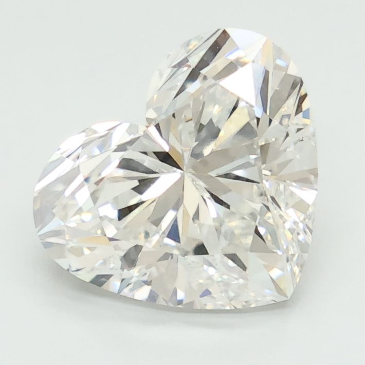 Lab-Grown Heart Diamond - 2.51 Carats, E Color, VVS2 Clarity - Certified by IGI - Report Number: LG676501088