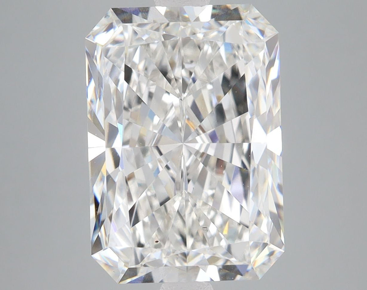 Lab-Grown Radiant Diamond - 6.01 Carats, F Color, VS2 Clarity - Certified by IGI - Report Number: LG633476487