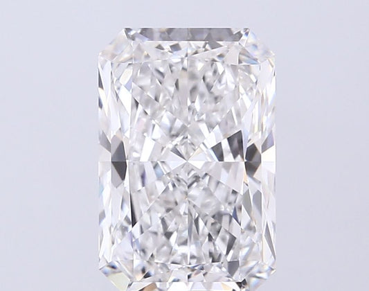 Lab-Grown Radiant Diamond - 4.09 Carats, E Color, VVS2 Clarity - Certified by IGI - Report Number: LG683549774