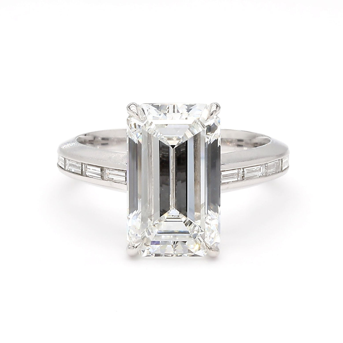 Emerald 5.05ct E VS1 - Cut • GIA • 14449768