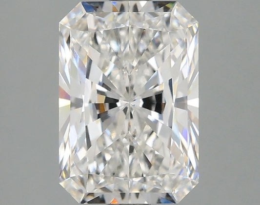 Lab-Grown Radiant Diamond - 2.56 Carats, F Color, VVS2 Clarity - Certified by IGI - Report Number: LG680557648