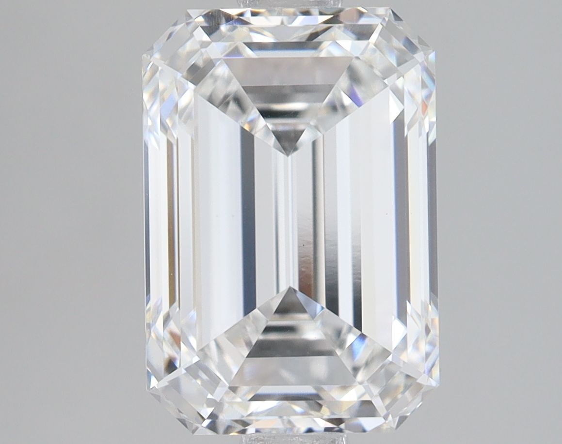 Lab-Grown Emerald Diamond - 2.59 Carats, E Color, VVS2 Clarity - Certified by IGI - Report Number: LG689544475