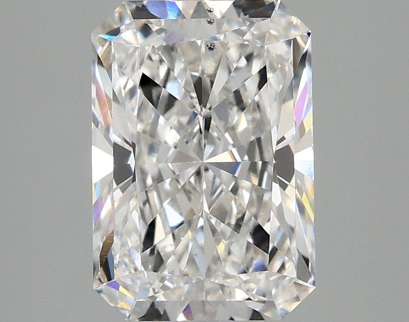 Lab-Grown Radiant Diamond - 2.49 Carats, E Color, VS2 Clarity - Certified by IGI - Report Number: LG640408767