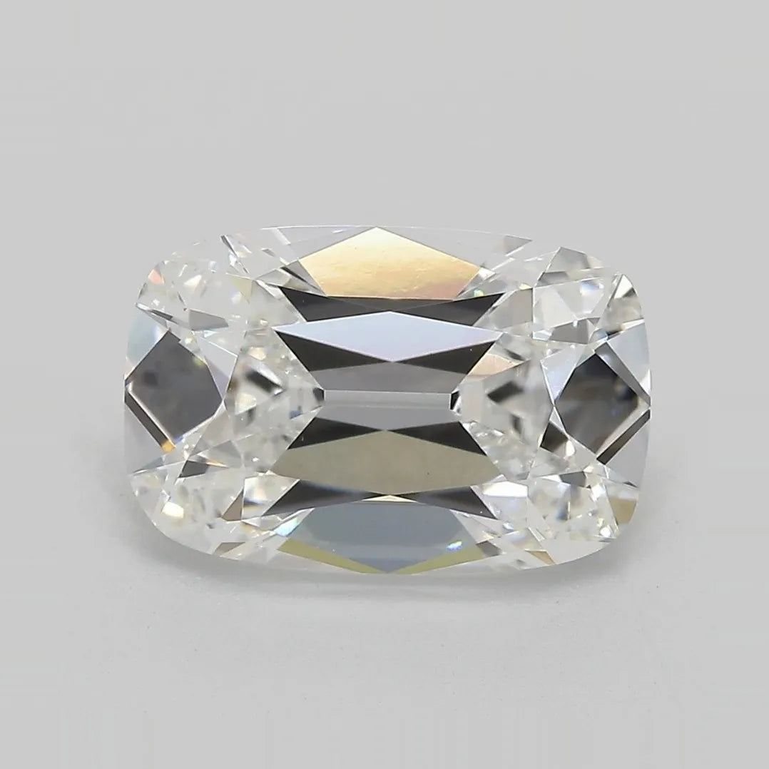 4.07ct Cushion brilliant Lab Grown Diamond (Colour E, Clarity VVS2, IGI Certified)