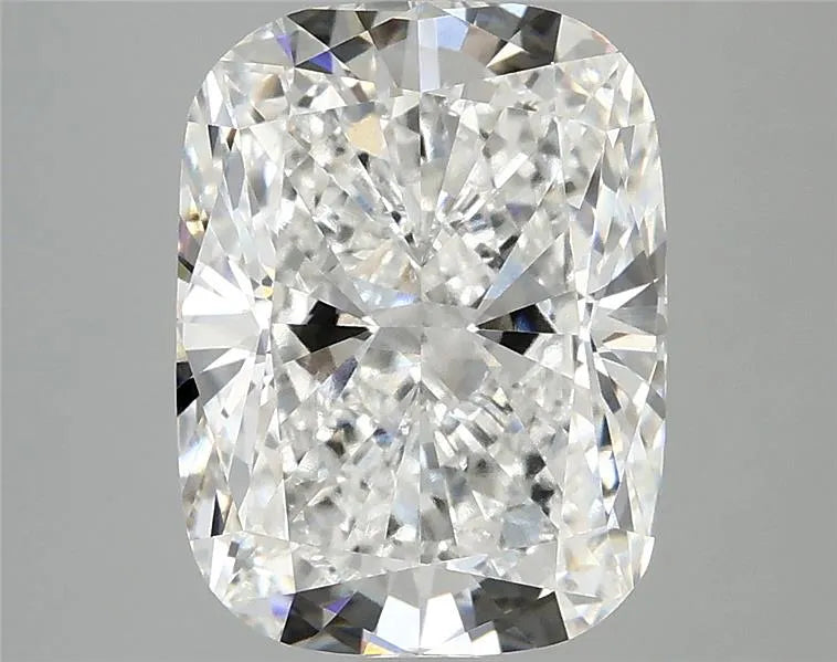 4.08ct Cushion modified Lab Grown Diamond (Colour E, Clarity VVS2, IGI Certified)