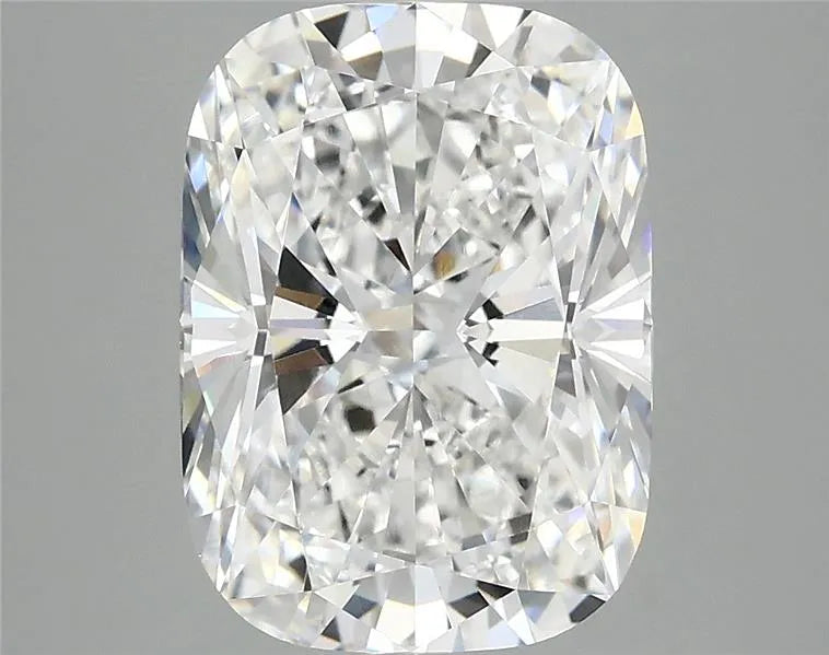 4.10ct Cushion modified Lab Grown Diamond (Colour E, Clarity VVS2, IGI Certified)