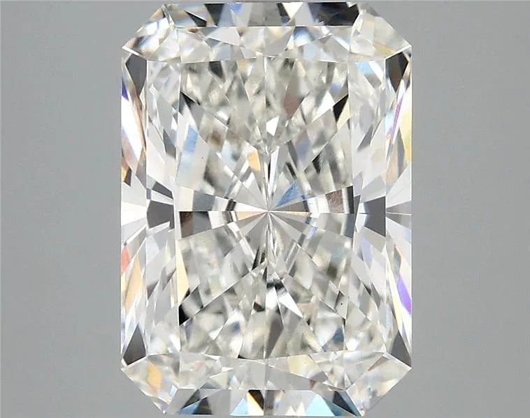 4.64ct Radiant Lab Grown Diamond (Colour G, Clarity VVS2, IGI Certified)