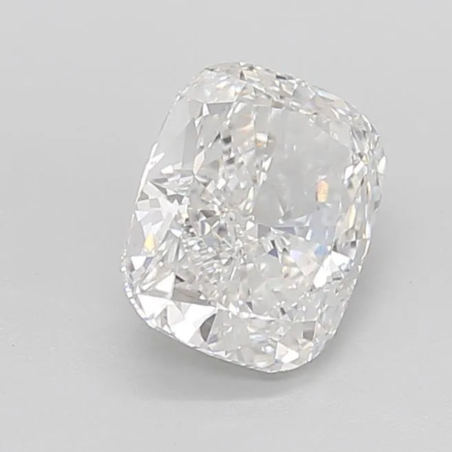 3,01 ct Kissenförmiger, modifizierter, im Labor gezüchteter Diamant (Farbe E, Reinheit VVS1, IGI-zertifiziert)