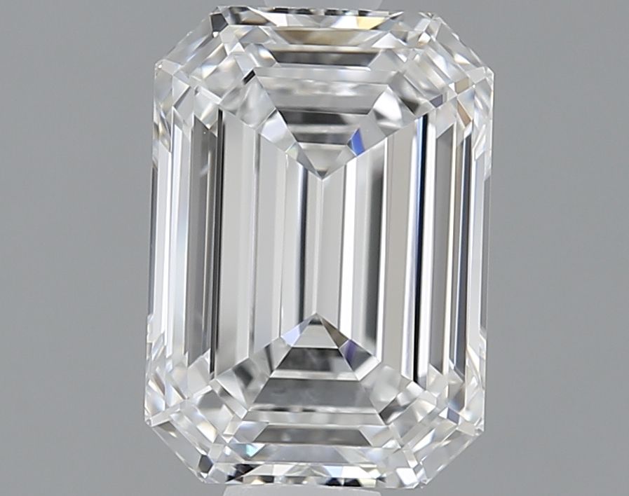 Emerald 1.8ct D VVS1 - Cut • IGI • LG819625161