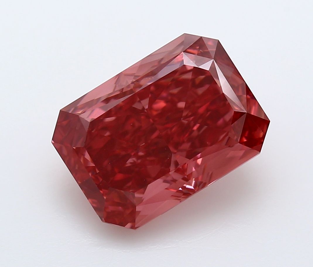 Lab-Grown Radiant Diamond - 5.63 Carats, Fancy Vivid Pink Color, VS1 Clarity - Certified by IGI - Report Number: LG608375198