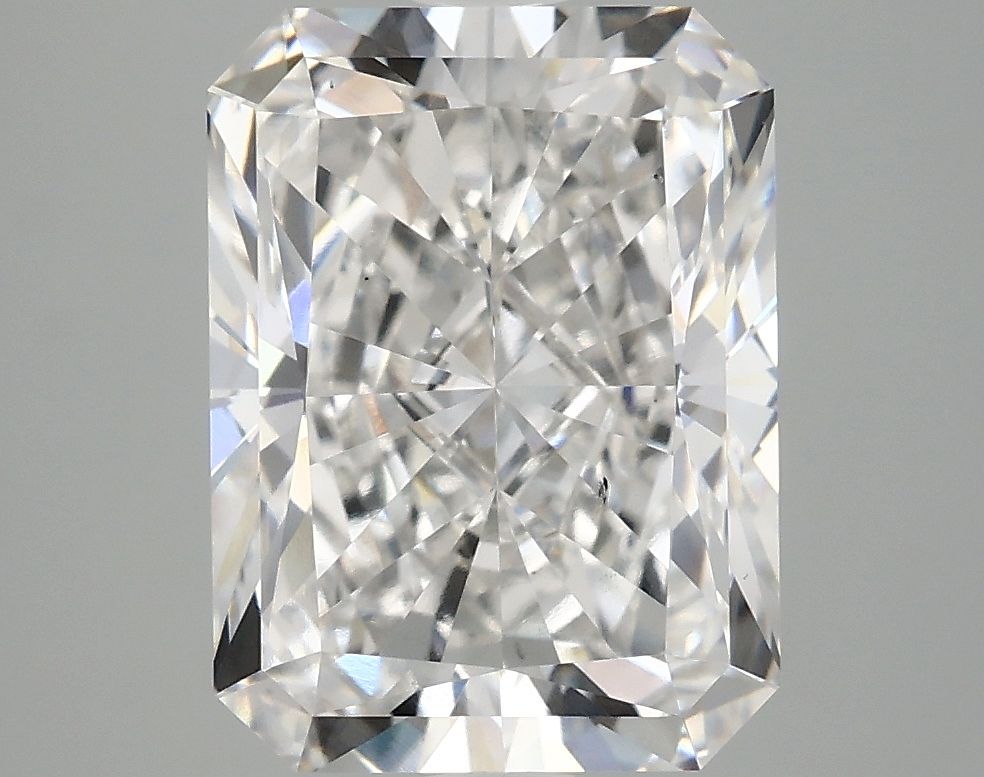 Lab-Grown Radiant Diamond - 4.54 Carats, E Color, VS2 Clarity - Certified by IGI - Report Number: LG691504741