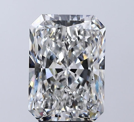 Lab-Grown Radiant Diamond - 3.5 Carats, E Color, VS1 Clarity - Certified by IGI - Report Number: LG715589175
